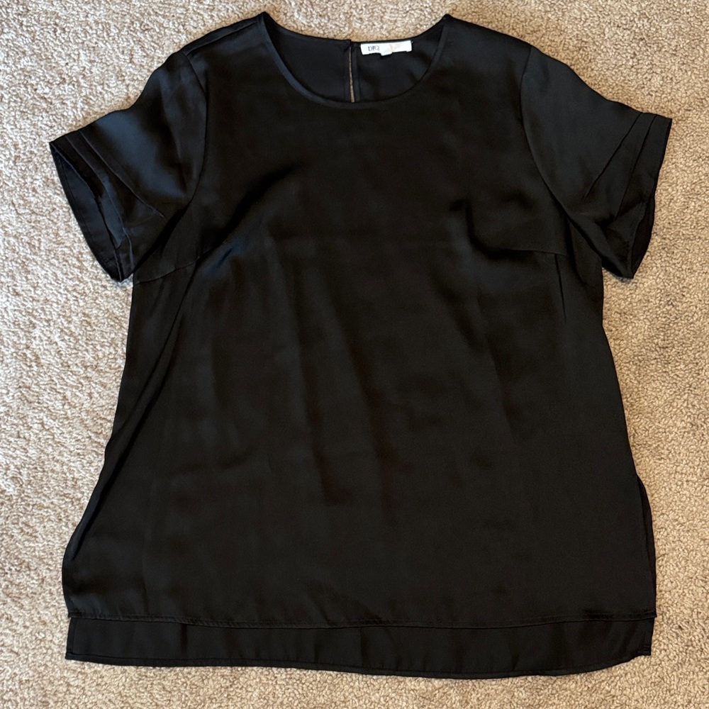 DR2 Elegant Black Women's Blouse